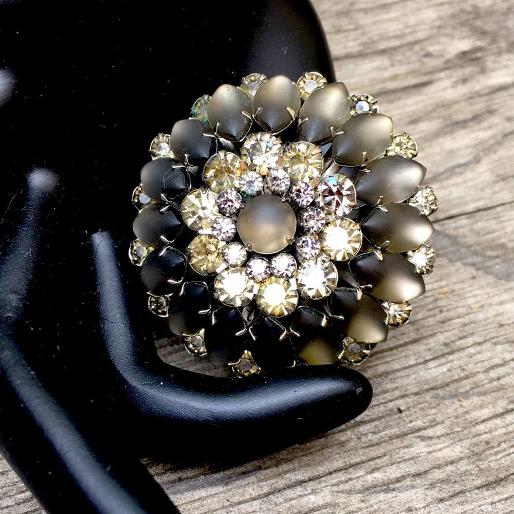 Vintage Judy Lee Brooch